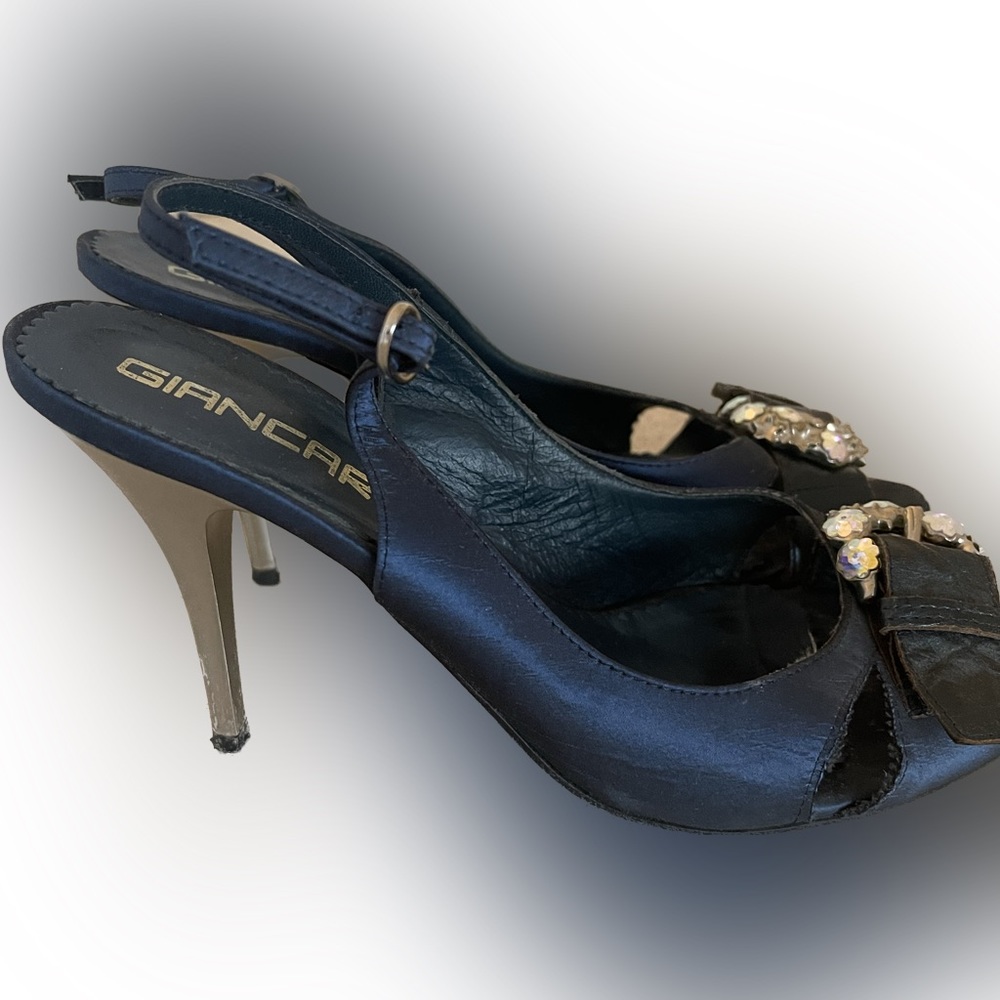 Giancarlo Paoli size 8 mid height sling back party heels